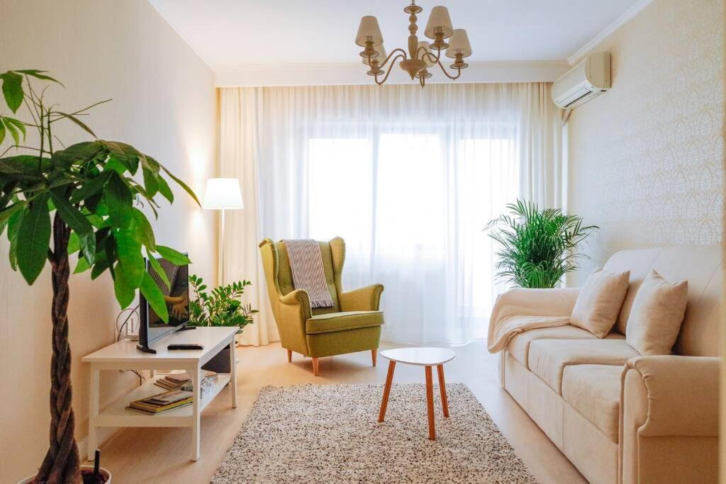 Elegant Vibes Apartment Next To Obor Market Bucureşti Exterior foto